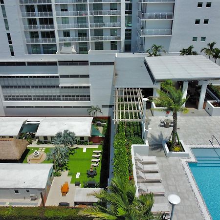フォート・ローダーデール The Freedom House • Urban Oasis • Eclectic Retreatヴィラ エクステリア 写真