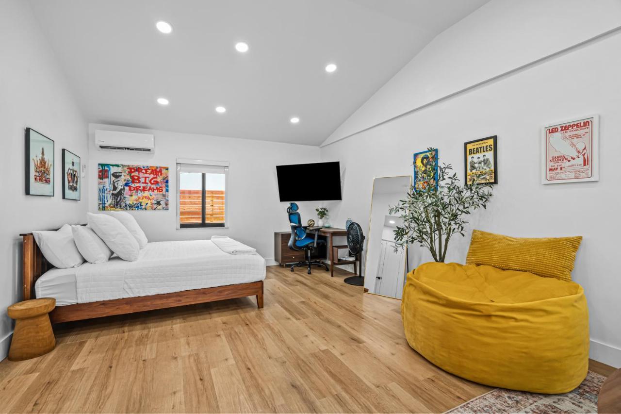 フォート・ローダーデール The Freedom House • Urban Oasis • Eclectic Retreatヴィラ エクステリア 写真